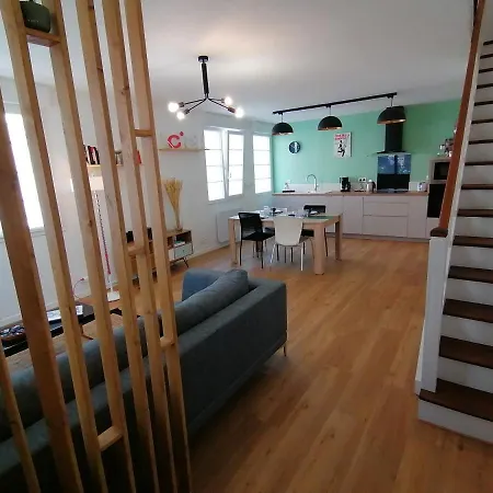 Сasa de vacaciones Proche Gare Et Centre-ville De Emplacement Idéal Poitiers