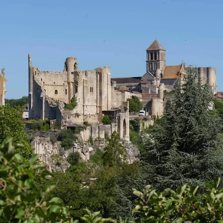 Proche Gare Et Centre-ville De Emplacement Ideal