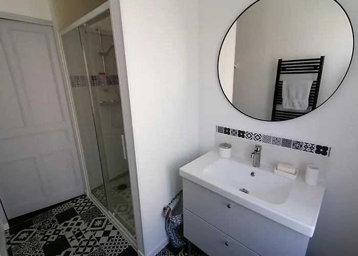 Proche Gare Et Centre-ville De Emplacement Ideal 度假居