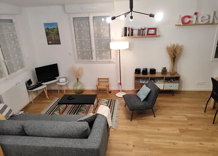 Proche Gare Et Centre-ville De Emplacement Ideal Holiday home *