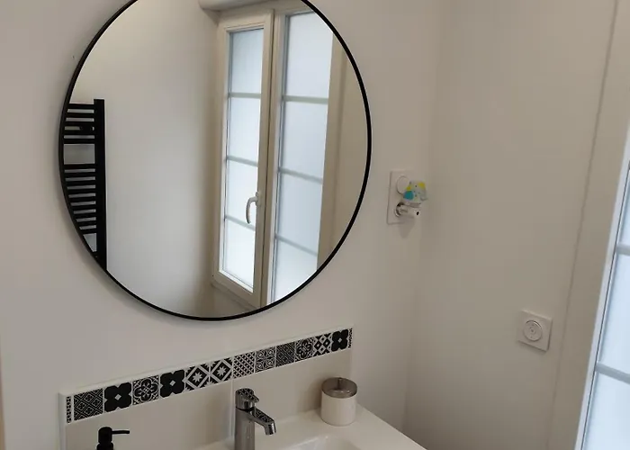 Proche Gare Et Centre-ville De Emplacement Ideal Holiday home Poitiers